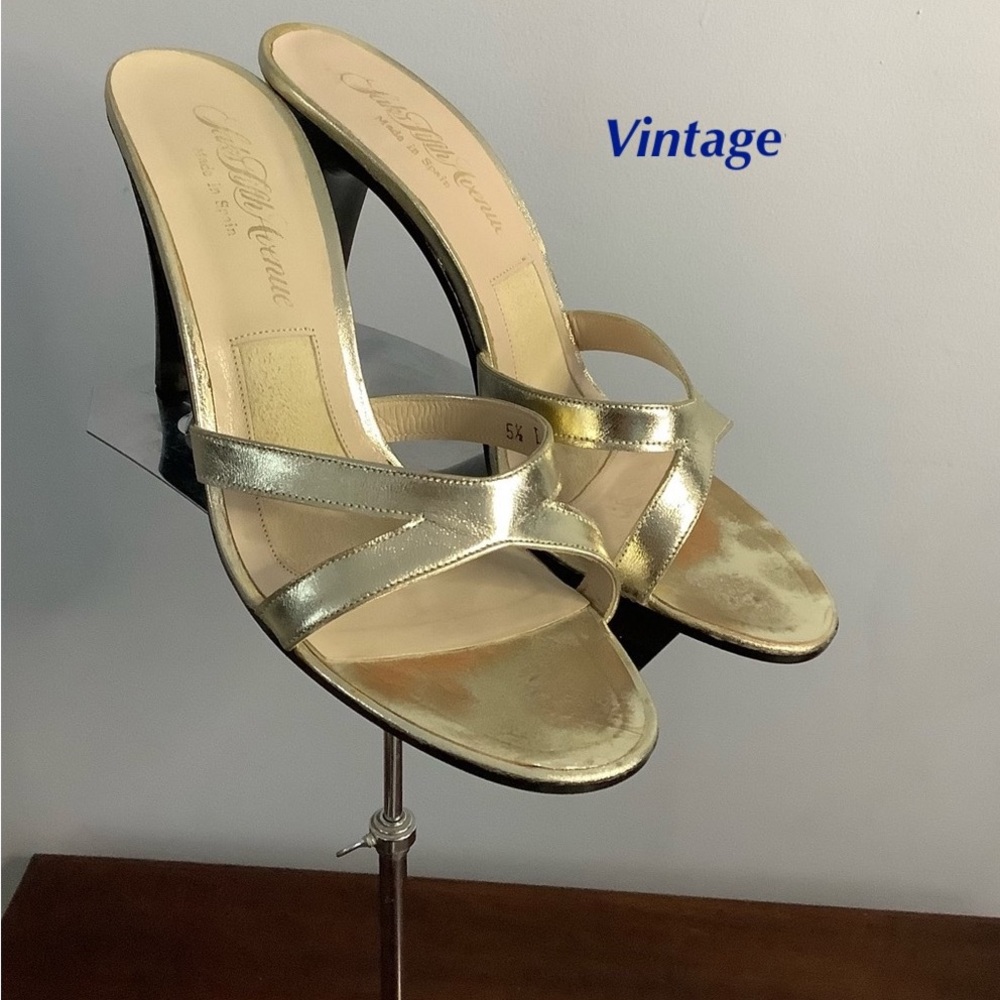 Vintage Saks Fifth Avenue 1970’s  Mules Heels
